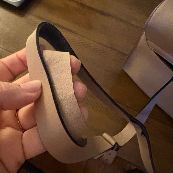 Cuyana Top Handle Bag - Picture 8 of 14